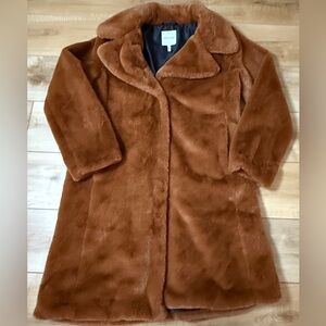 Avec Les Filles Luxe Faux Fur Walker Coat 
size L